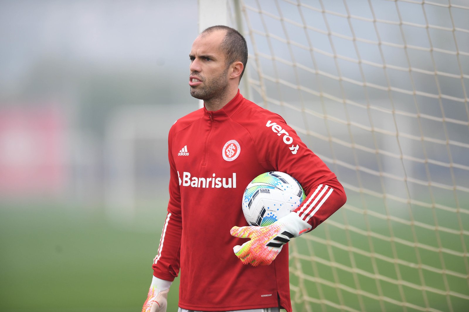 Marcelo Lomba Recebe Sondagem Do Sporting E Pode Deixar O Internacional