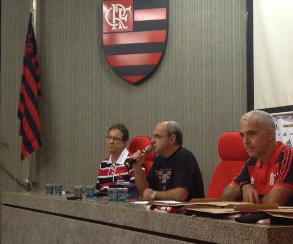 Flamengo inicia festa de 120 anos com embaixadores na Gávea