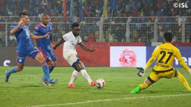 Chennaiyin FC de Mendoza e Elano é campeão da Indian Super League.