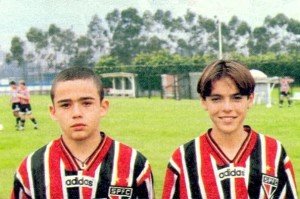 Juan ao lado do amigo Kaká, nas categorias de base do tricolor