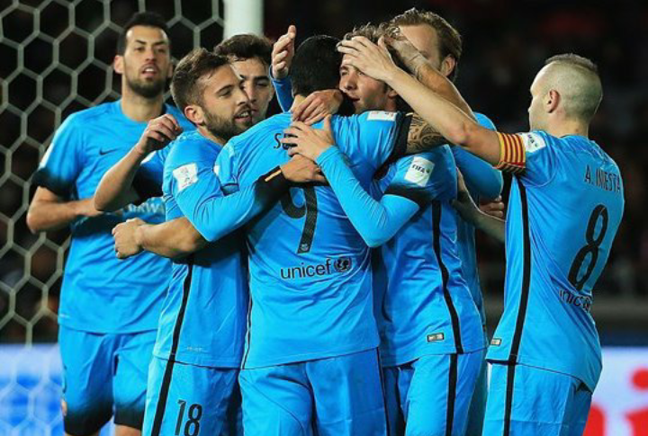 Suarez marca 3 gols e garante a vaga do Barça na final.