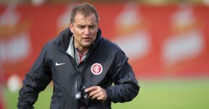 diego-aguirre-comanda-treinamento-do-internacional-1436142679976_956x500