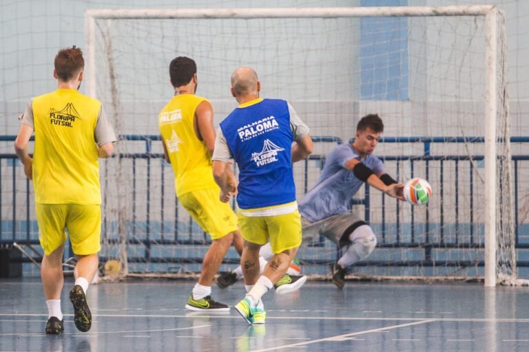 O cearense Carlinhos é o novo reforço do Floripa Futsal
