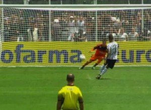 Penalti Matheus