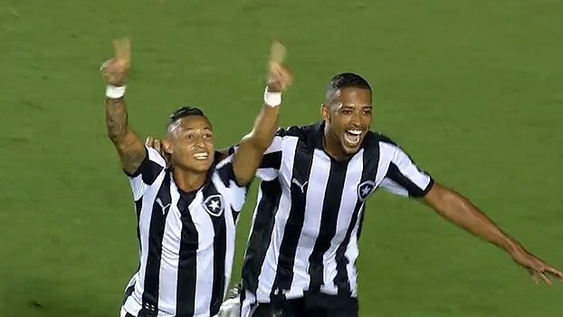 Botafogo vence a Cabofriense e segue líder isolado do grupo B.