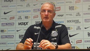 O treinador Dorival Jr ficou satisfeito com a atuação do time, mesmo com o empate sem gols, e aguarda pela chegada de mais reforços para o decorrer da temorada.
