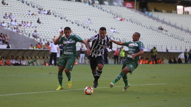 Ceará empata na estreia da 2ª fase do estadual.
