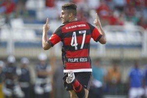 Felipe Vizeu empata para o Flamengo (foto: Gilvan de Souza/Divulgação)