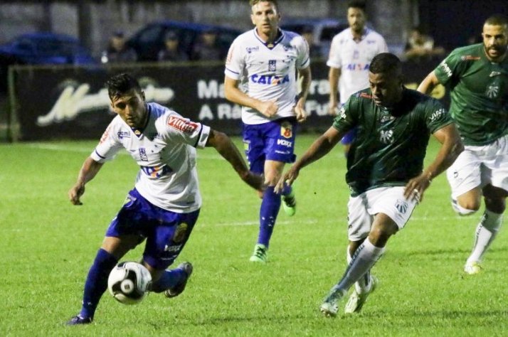 Cruzeiro vence em Poços de Caldas e assume a Liderança do Campeonato Mineiro 2016