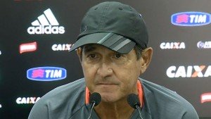 Sequência de jogos preocupa Muricy