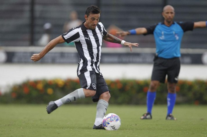 Botafogo enfrenta o Volta Redonda em São Januário.