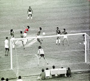 gol_iluminado_1975_historia