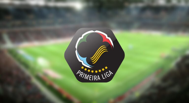 FLAMENGO SE CLASSIFICA BEM, MAS JOGA MAL.