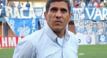 Avaí anuncia Silas como novo técnico do time