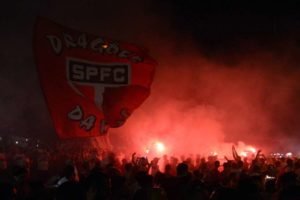 LANCEPRESS! - (Brasil Out) - Sao Paulo - 13.04.2016 - Foto de Mauro Horita - Libertadores 2016 - Sao Paulo x River Plate(ARG) - Local: Estadio do Morumbi - NF: Torcida do Sao Paulo
