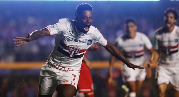 Em jogo cheio de sustos, Tricolor vence Galo pela Libertadores!