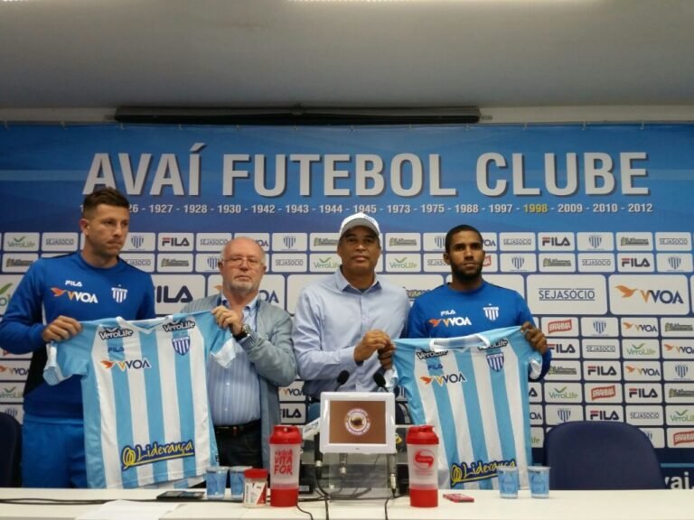 Avaí apresenta reforços para a Série B