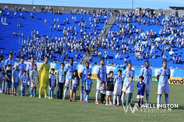 CABEÇA ERGUIDA! Londrina tenta recuperação daqui à pouco contra o Goiás.