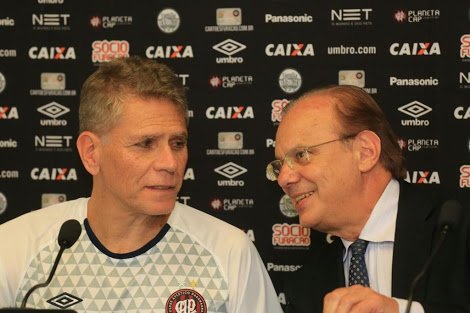PÉS NOS CHÃO, NADA ESTÁ GANHO