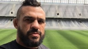 vior-belfort-ufc1-98