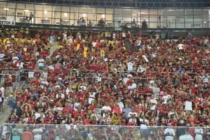 Os Flamenguistas do Estado vão poder assistir a mais uma partida "em casa". (Foto: Ricardo Medeiros)