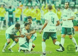 A comemoração do gol de falta!