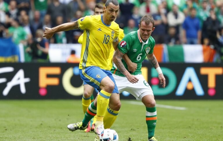 IRLANDA SEGURA IBRA E ARRANCA EMPATE CONTRA A SUÉCIA