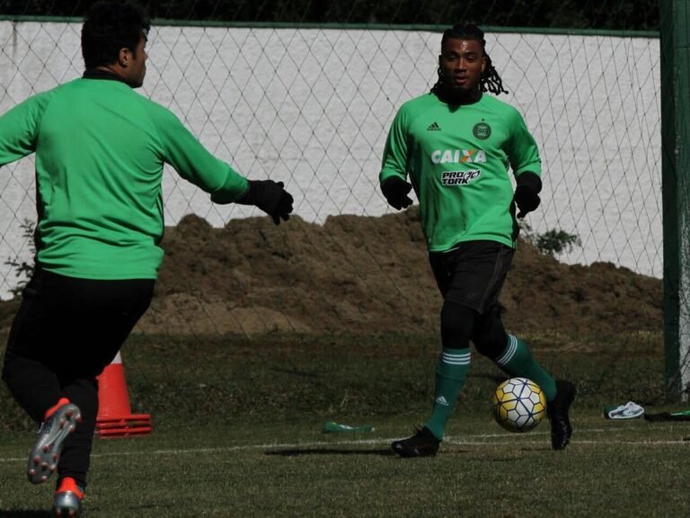 Kazim pode não estrear contra o Inter, veja o motivo!