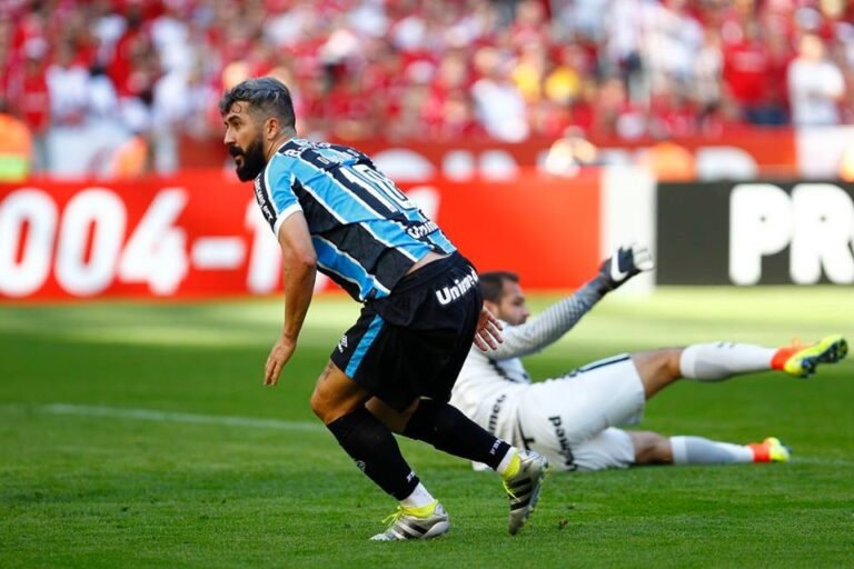 Cadê o trator, Argel?