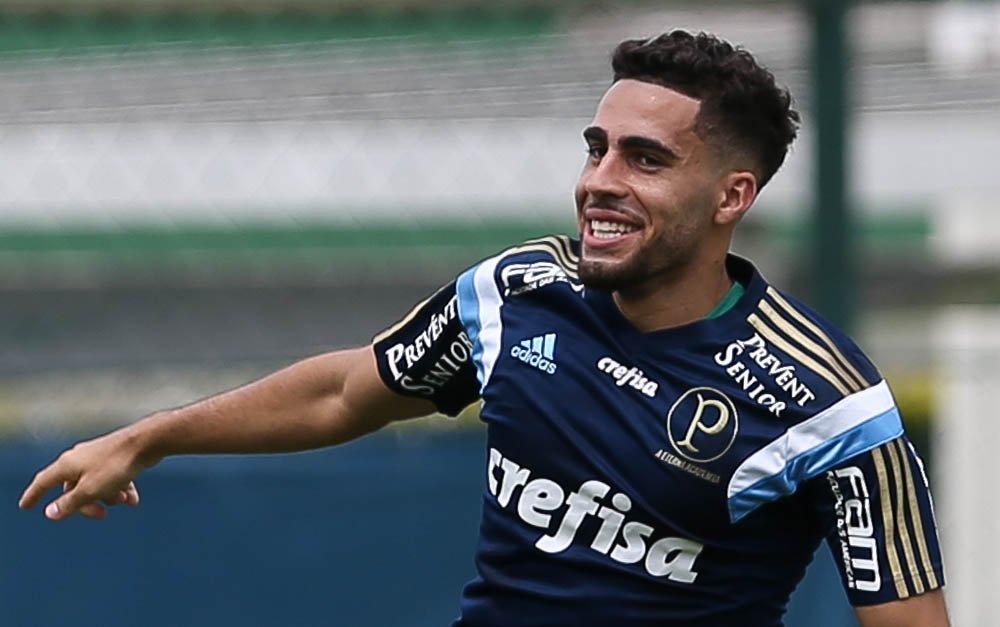 2 meses antes do previsto, Gabriel volta a treinar e vira opção em momento crucial