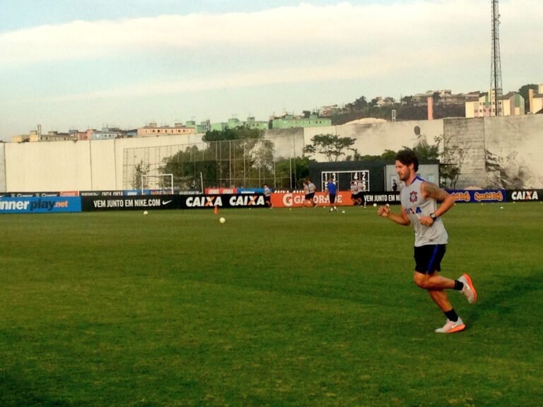 Pato está de volta ao Corinthians!