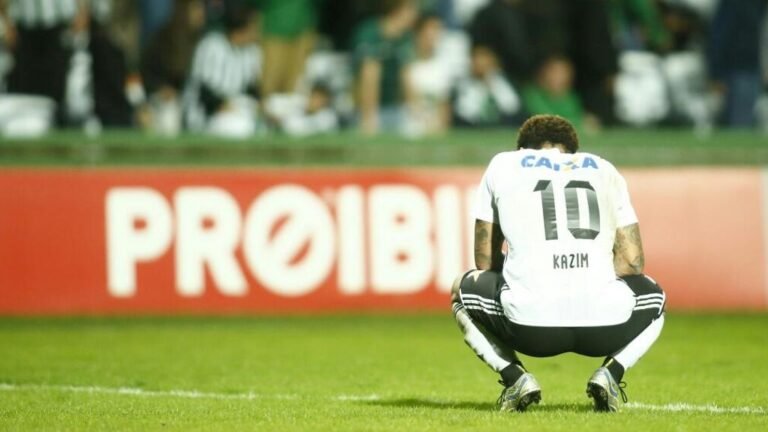 CORITIBA X BOTAFOGO EMPATAM SEM GOLS
