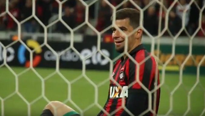 Noite fria… no futebol e no clima