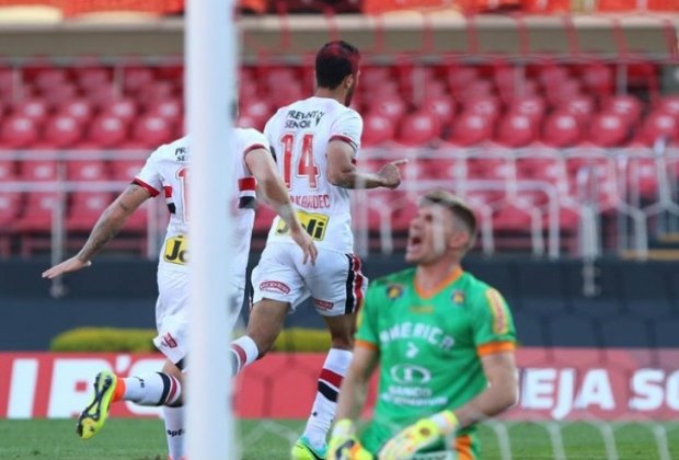 Felicidade na Copa do Brasil, tristeza no Brasileiro