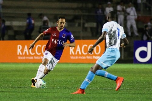 ESCAPOU!! Paraná Clube empata com o Avaí e adia entrada no G4