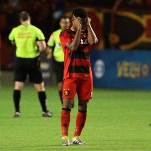 Não rugiu!