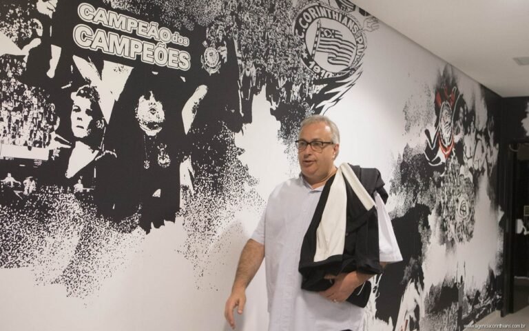 Diretoria do Corinthians segue enrolando seus torcedores