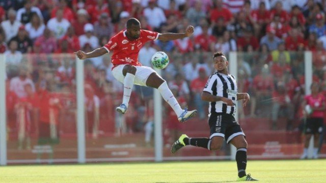 Ceará supera Vila Nova em partida de sete tentos.