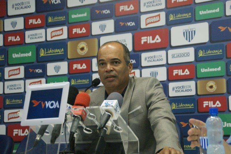 Avaí demite Marcelo Gonçalves e Joceli chega para ocupar seu cargo