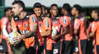Time titular ou time misto?