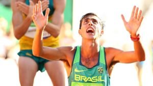 brasileiro-caio-bonfim-chegou-em-4-lugar-na-disputa-de-20-km-da-marcha-atletica-1471030774134_v2_900x506