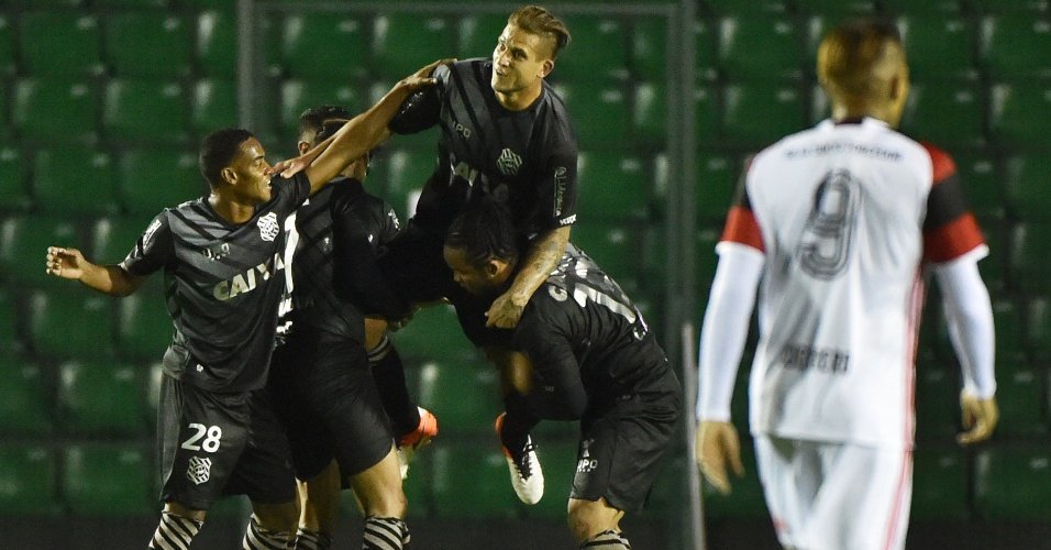 Falhas levam Flamengo a derrota.