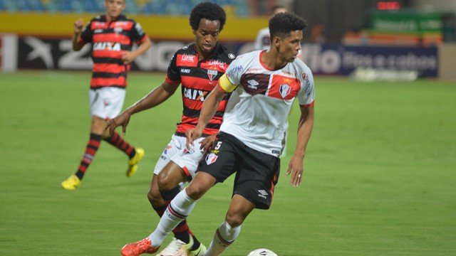 Aos 49 do segundo tempo…