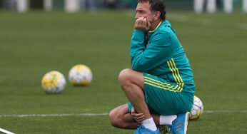 Com Gabriel Jesus como dúvida, Cuca testa opções para encarar o Flamengo