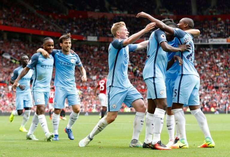 Em jogo espetacular, Manchester City vence o United em Old Trafford por 2 a 1