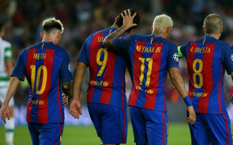 Barcelona goleia em estreia de UCL