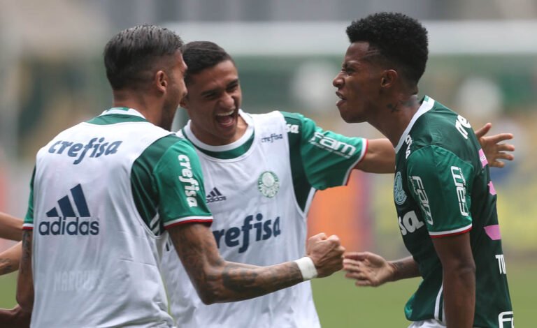 Palmeiras joga mal mas bate o Sport e amplia vantagem na liderança