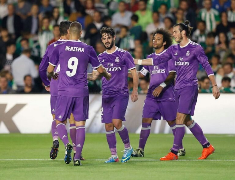 Real Madrid volta a vencer