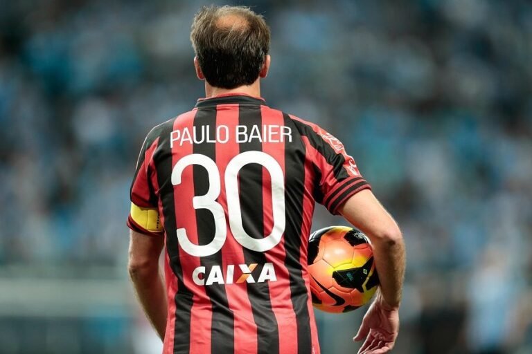 FELIZ ANIVERSÁRIO MAESTRO!!
