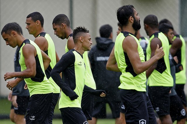 Botafogo tem oito dias de treino para o próximo jogo
